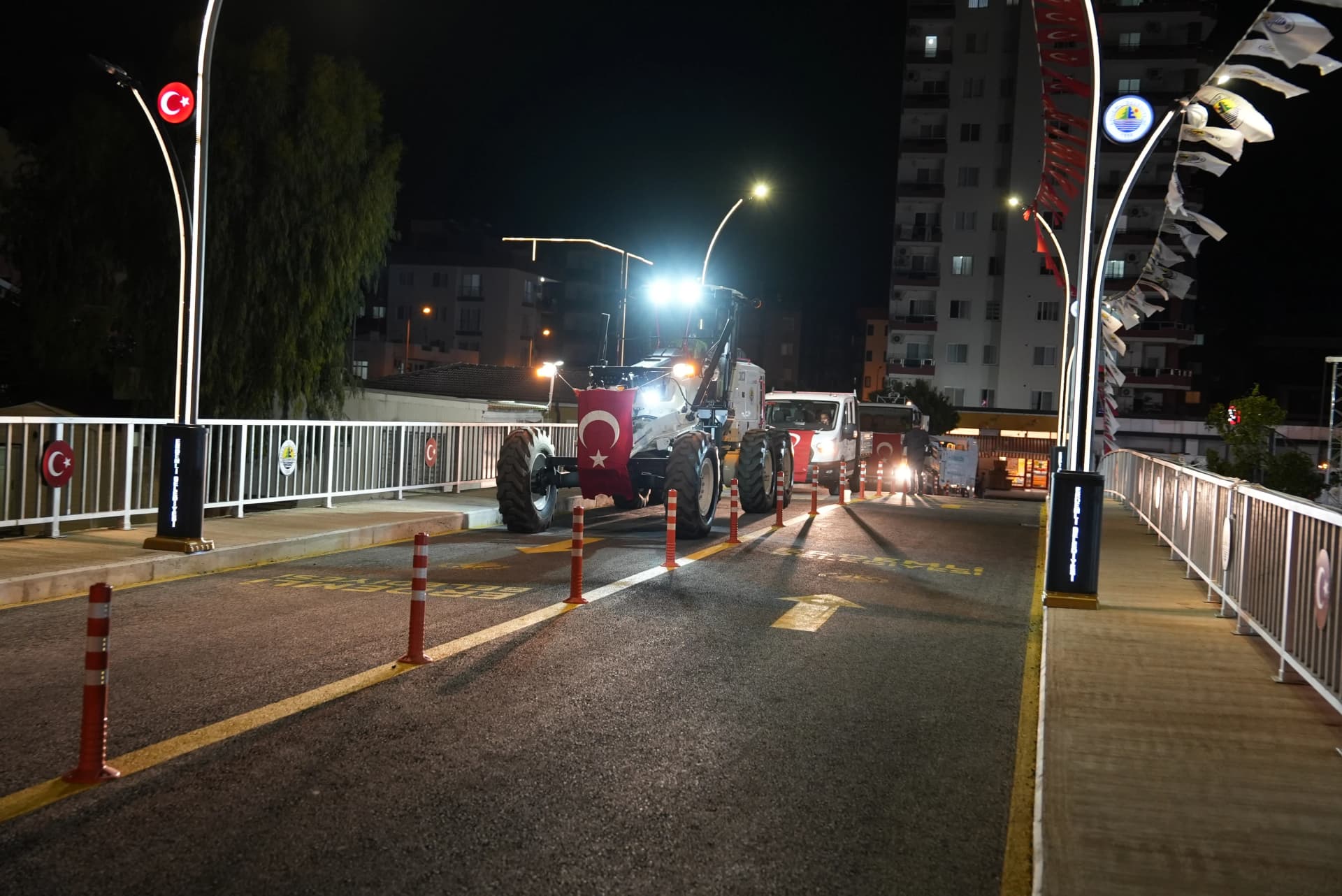 Alata Deresi üzerine 4. Taşıt Köprüsü Fotoğrafı