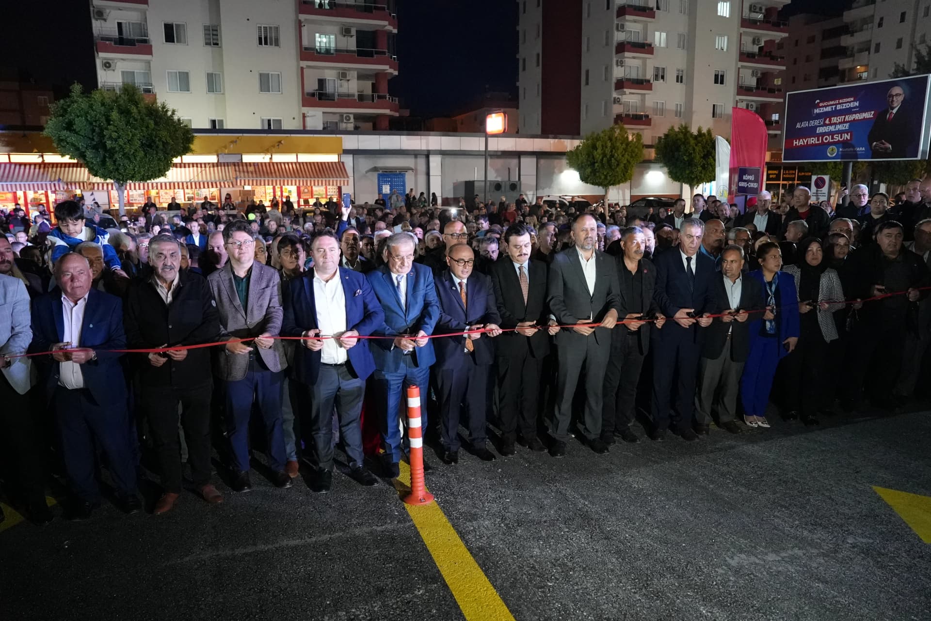 Alata Deresi üzerine 4. Taşıt Köprüsü Fotoğrafı