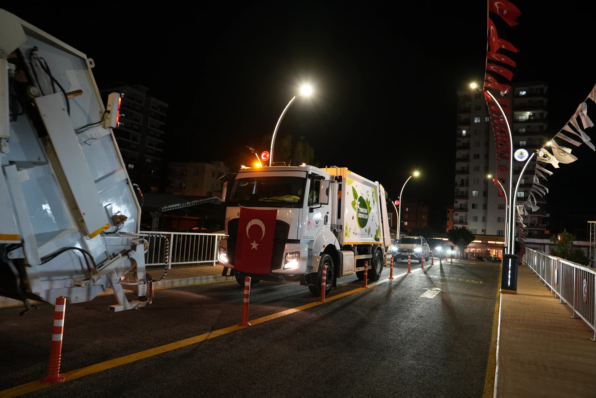 Alata Deresi üzerine 4. Taşıt Köprüsü Fotoğrafı